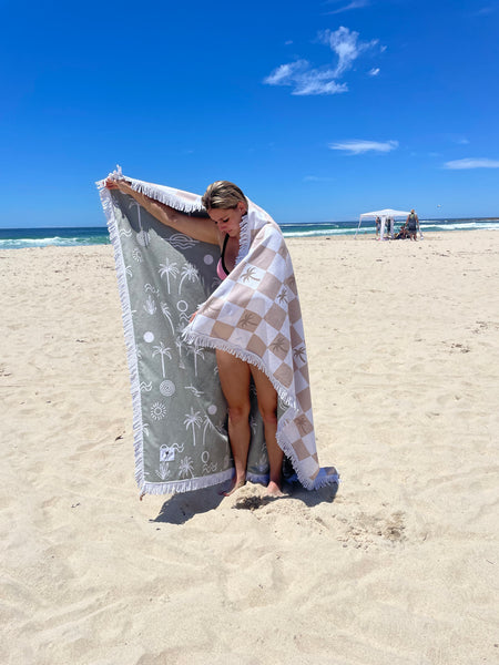 Check The Palms Sand Free Reversible Waffle Towel With Pocket